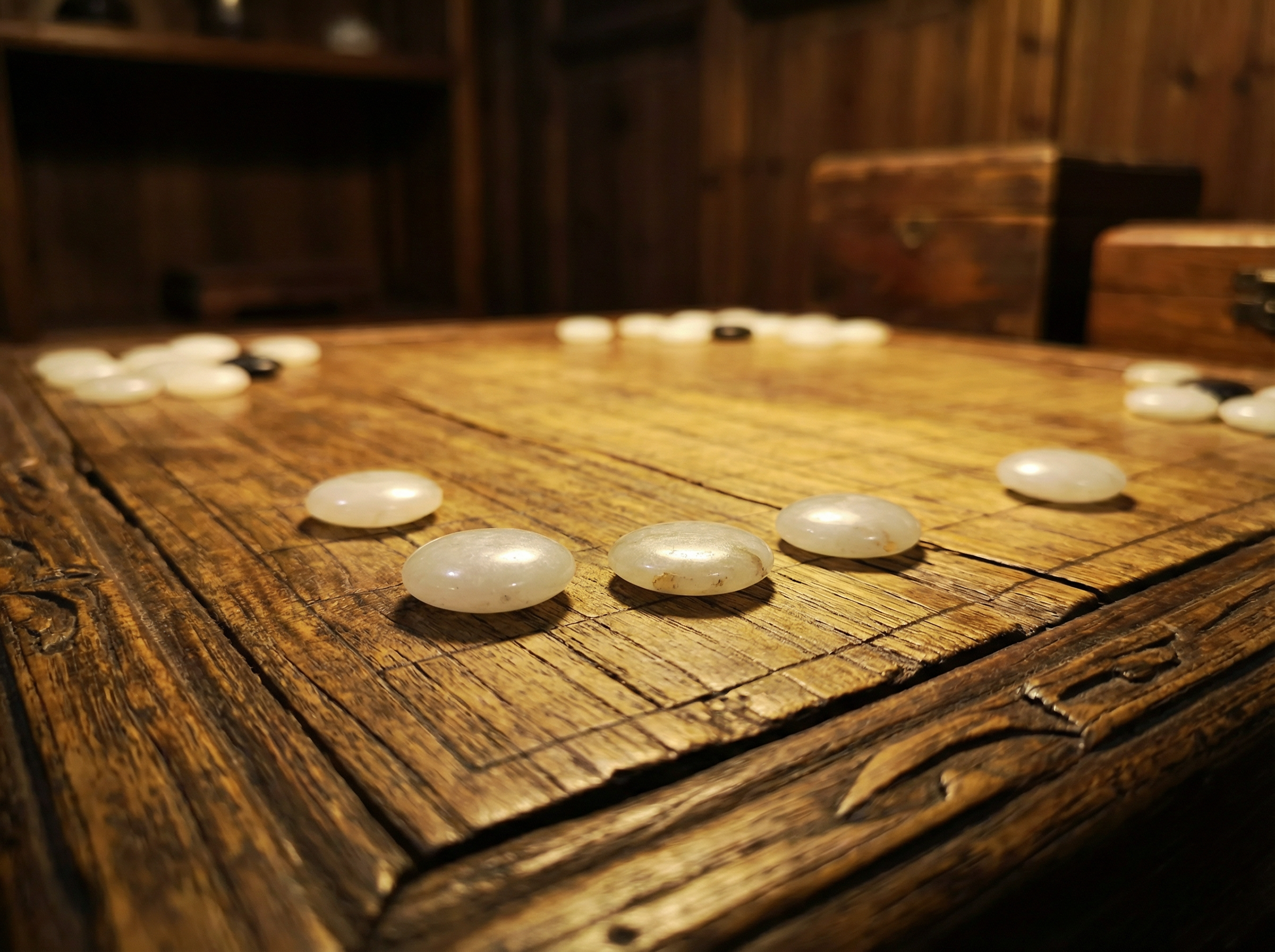 开元棋牌 - 宋代白玉围棋子珍品展示
